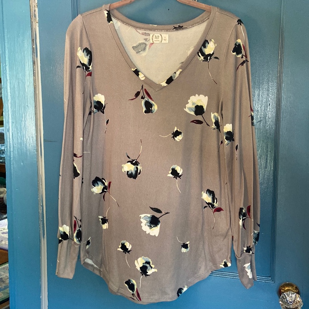 Maurice’s Lantern Sleeve Shirt sz. S